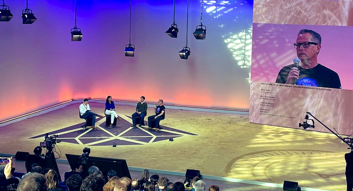 MentorUNAL's tweet photo. ¡Iniciamos nuestra participación en @hellotmrc!💪🏽🚀🚀
Con una inspiradora conferencia ‘El futuro de la Inteligencia Artificial: colaboración responsable y co-evolución’, @Ralph_running destaca la importancia de construir cadenas de suministro resilientes. #SomosMéntor #HTSummit https://t.co/L7VRa8n2J4