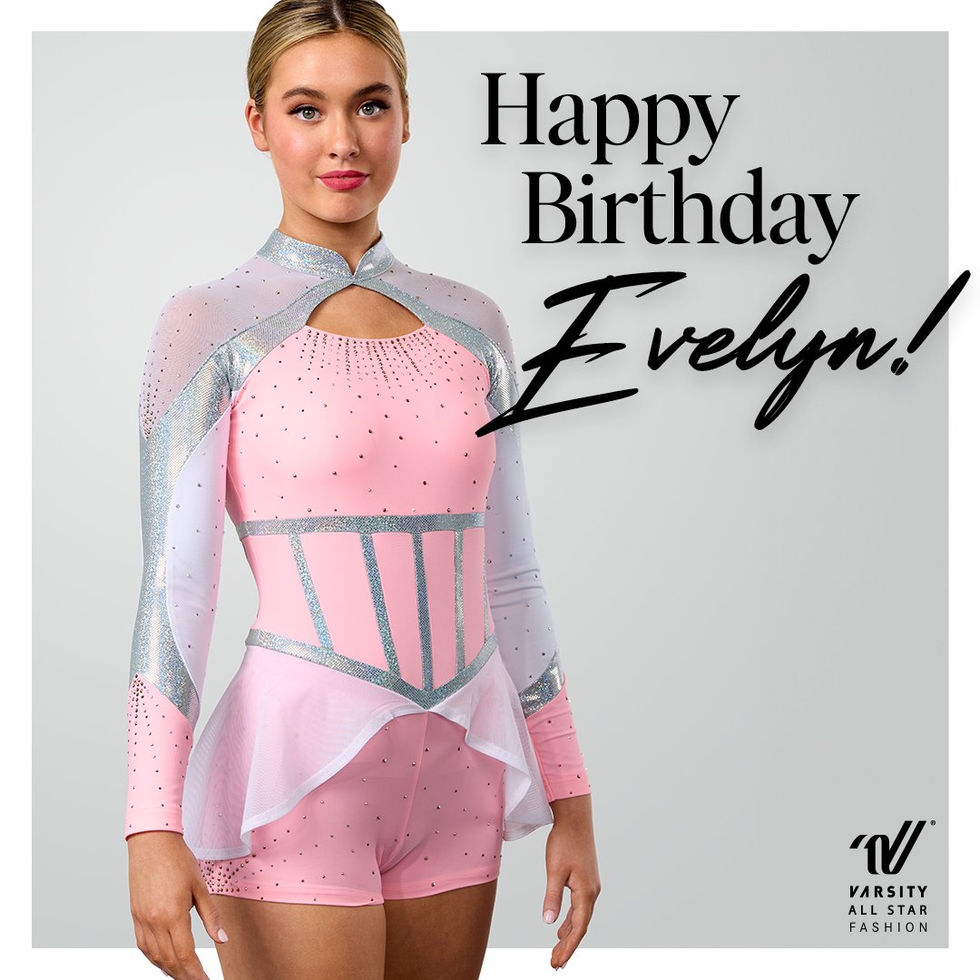 Help us wish our Fashionista Evelyn a very happy birthday! 🎉
