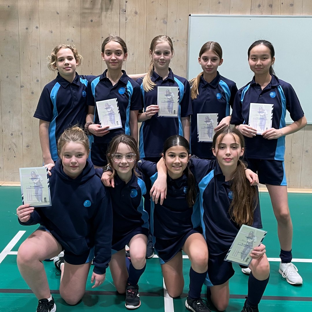 The U13 girls indoor county final took place today at William Perkin School. 🥇Godolphin and Latymer 🥈Ealing Fields 🥉St Mary Magdalene Well done to all who took part! #OneMiddlesex