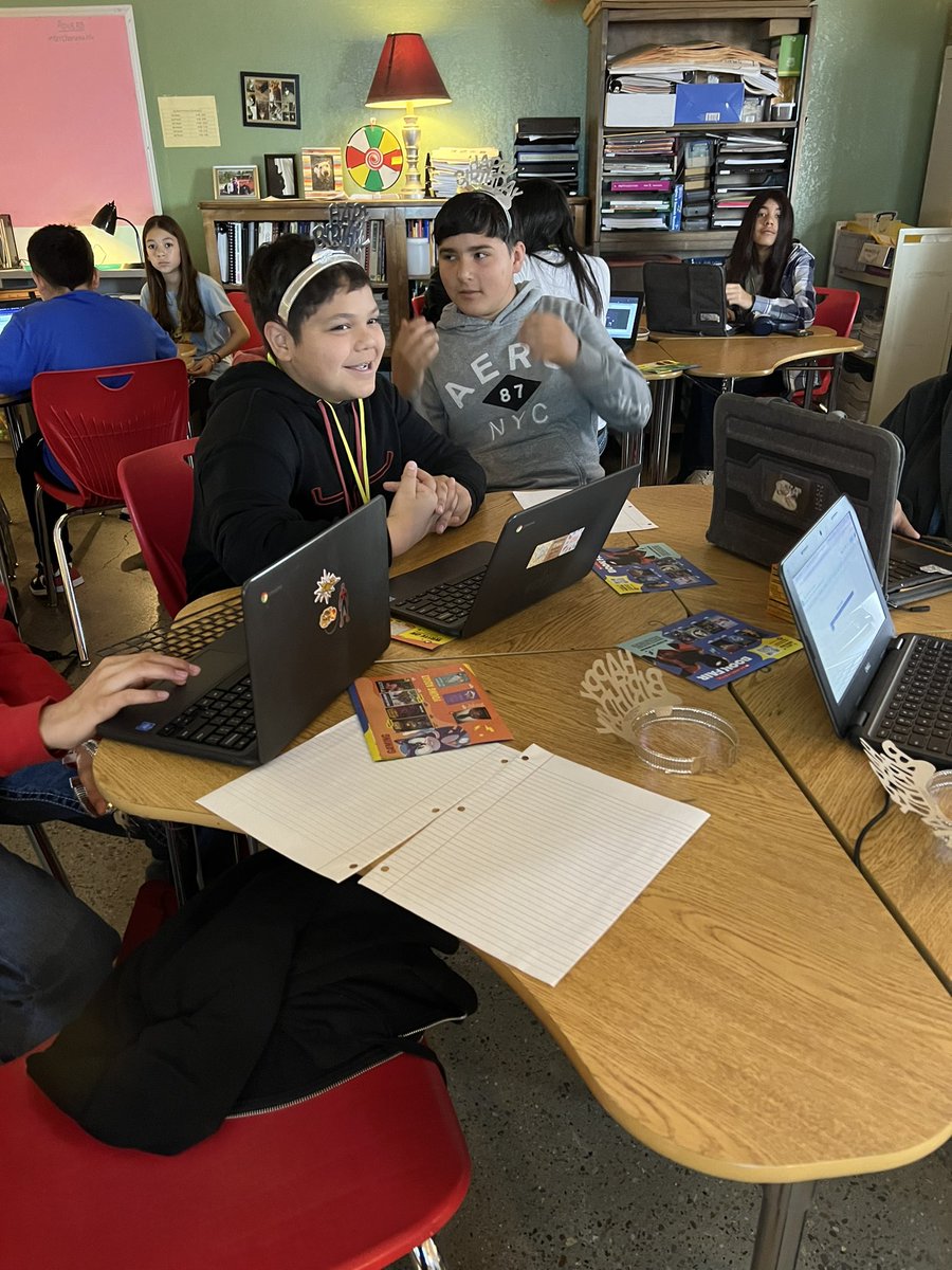 themsnorris's tweet photo. Making lesson plans! @ECISD_secELAR @TechECISD @ECISDblendED @senovio_ortiz @CrockettColts @AlishaHolguin https://t.co/E97fk9oA6Y