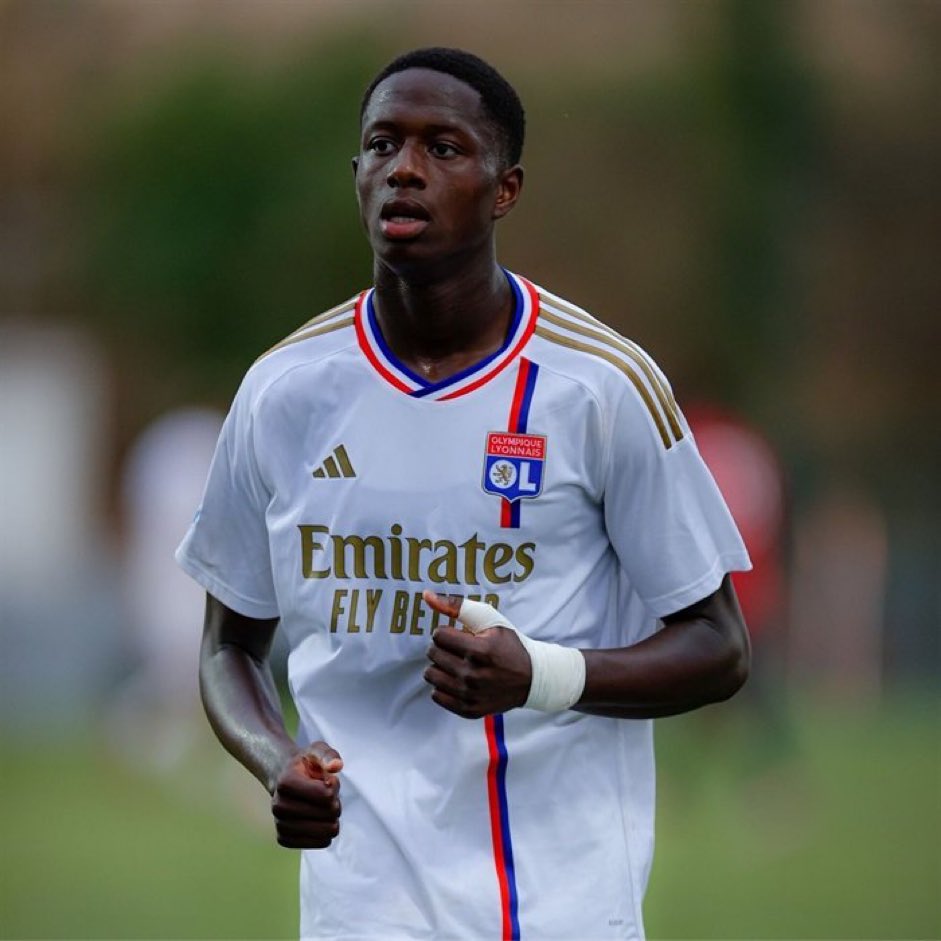 The France Football Federation has prohibited its players from practicing Ramadan during this international break, per @Djaameel_. Lyon’s Mahamadou Diawara was sent home after refusing to stop his fast for the eight days of international duty.