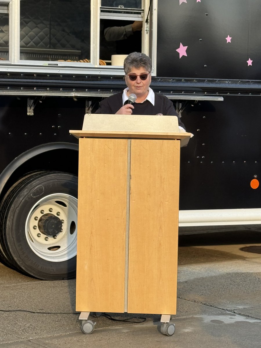 RIDeptEd's tweet image. Last night, @pvdschools cut the ribbon on PCTA’s new food truck as part of RIDE’s #MenuForSuccess initiative! The truck will give students real-world experience in culinary arts and entrepreneurship and serve up “Good Eats &amp;amp; Treats.”
