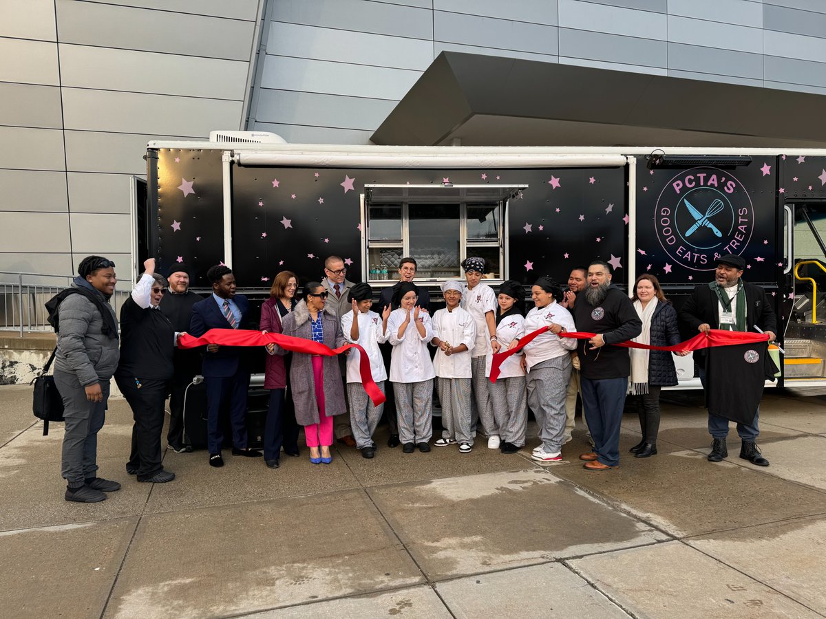 RIDeptEd's tweet image. Last night, @pvdschools cut the ribbon on PCTA’s new food truck as part of RIDE’s #MenuForSuccess initiative! The truck will give students real-world experience in culinary arts and entrepreneurship and serve up “Good Eats &amp;amp; Treats.”