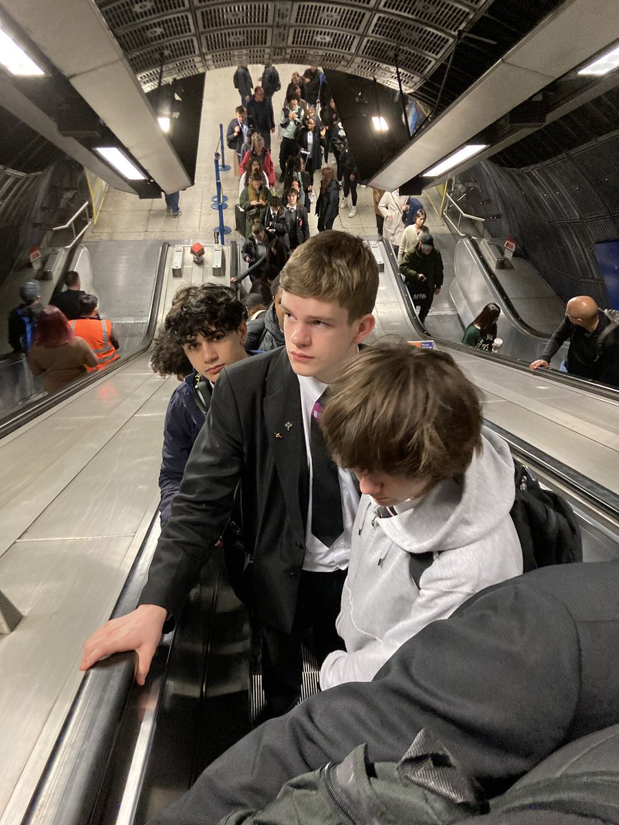 Chelsea Academy Drama tweet media