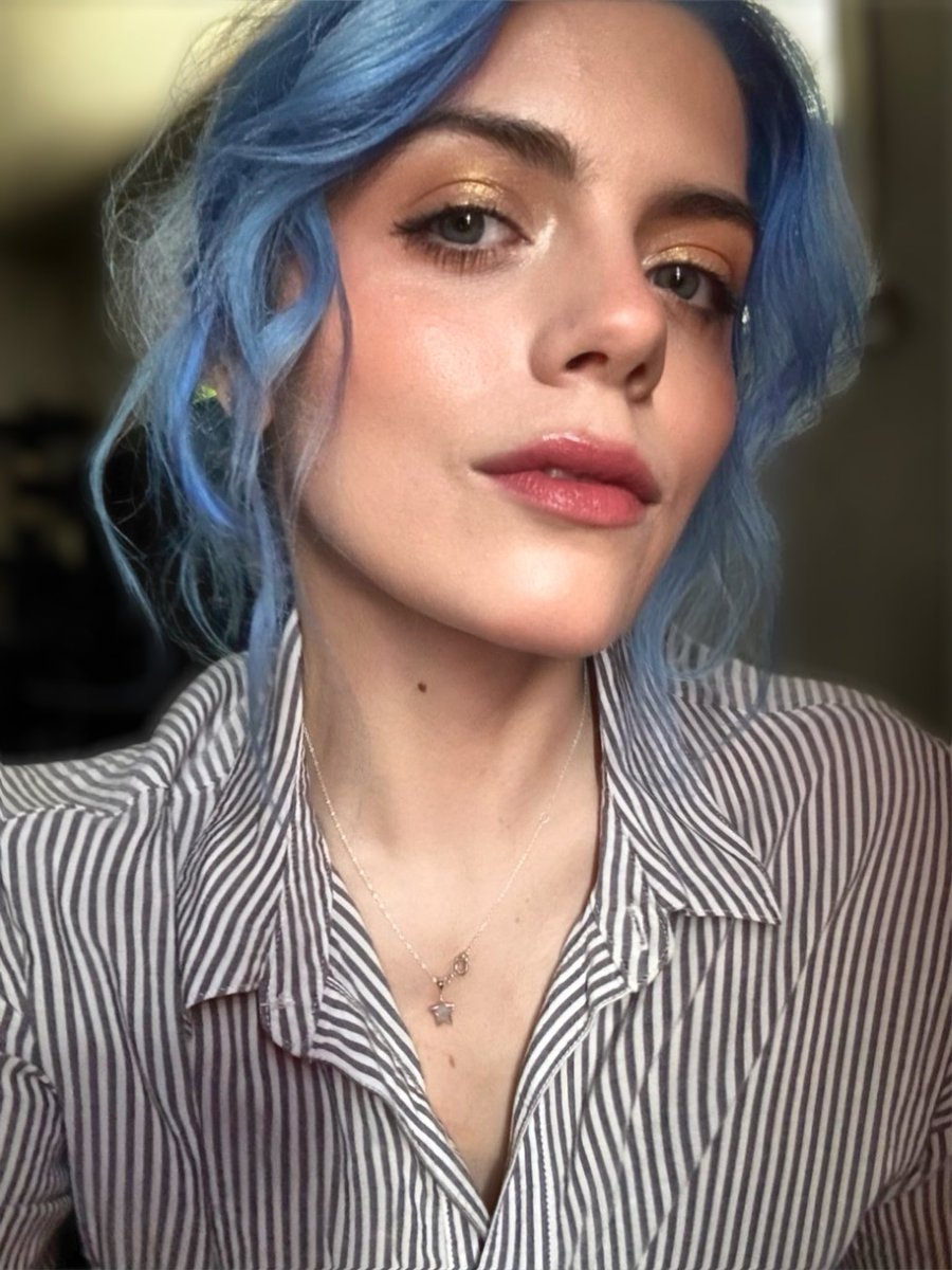 DirtyEffinHippy's tweet image. Hi 👋🏼 I’m Liana and this is my 22nd year working in games. My current expertise is in community and influencer management, as well as accessibility consultation. I’ve been media, marketing, production and more. Hello from Seattle’s wetlands! 

#WhatAGameDevLooksLike
