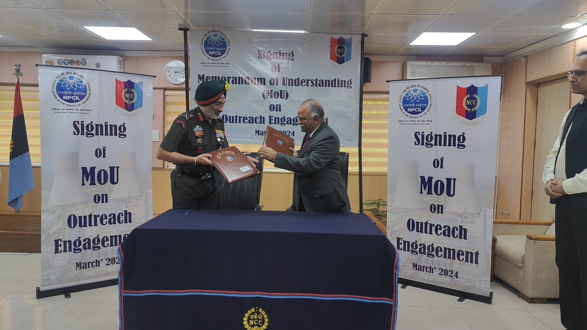 AIRNewsHindi's tweet image. राष्ट्रीय कैडेट कोर और न्यूक्लियर पावर कॉर्पोरेशन ऑफ इंडिया लिमिटेड ने पूरे देश में विभिन्न कार्यक्रमों के माध्यम से परमाणु ऊर्जा के शांतिपूर्ण उपयोग पर जागरूकता बढ़ाने के लिए समझौते पर हस्ताक्षर किए।

#NCC  #NPCIL