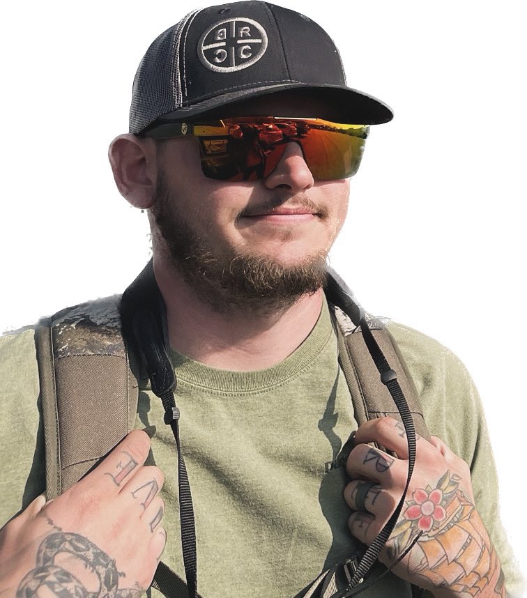 NotAlexMcMullen's tweet image. When it’s currently snowing but will be 59° by 3pm…

#moweather #outdoors #snow #sun #cold #warm #outdoorbros #missouri #conservation #hunting #fishing