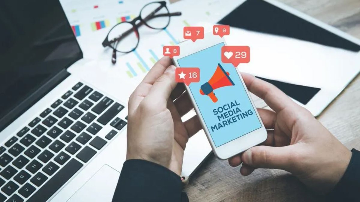 Social Media Marketing In 2024: The Ultimate Guide bit.ly/3SmDlhx #socialmedia #marketing #facebookadvertising #instagramads #socialcontent #socialmediamarketing #contentcreator #creativejourney #tumblrmarketing #tumblrbusiness #business