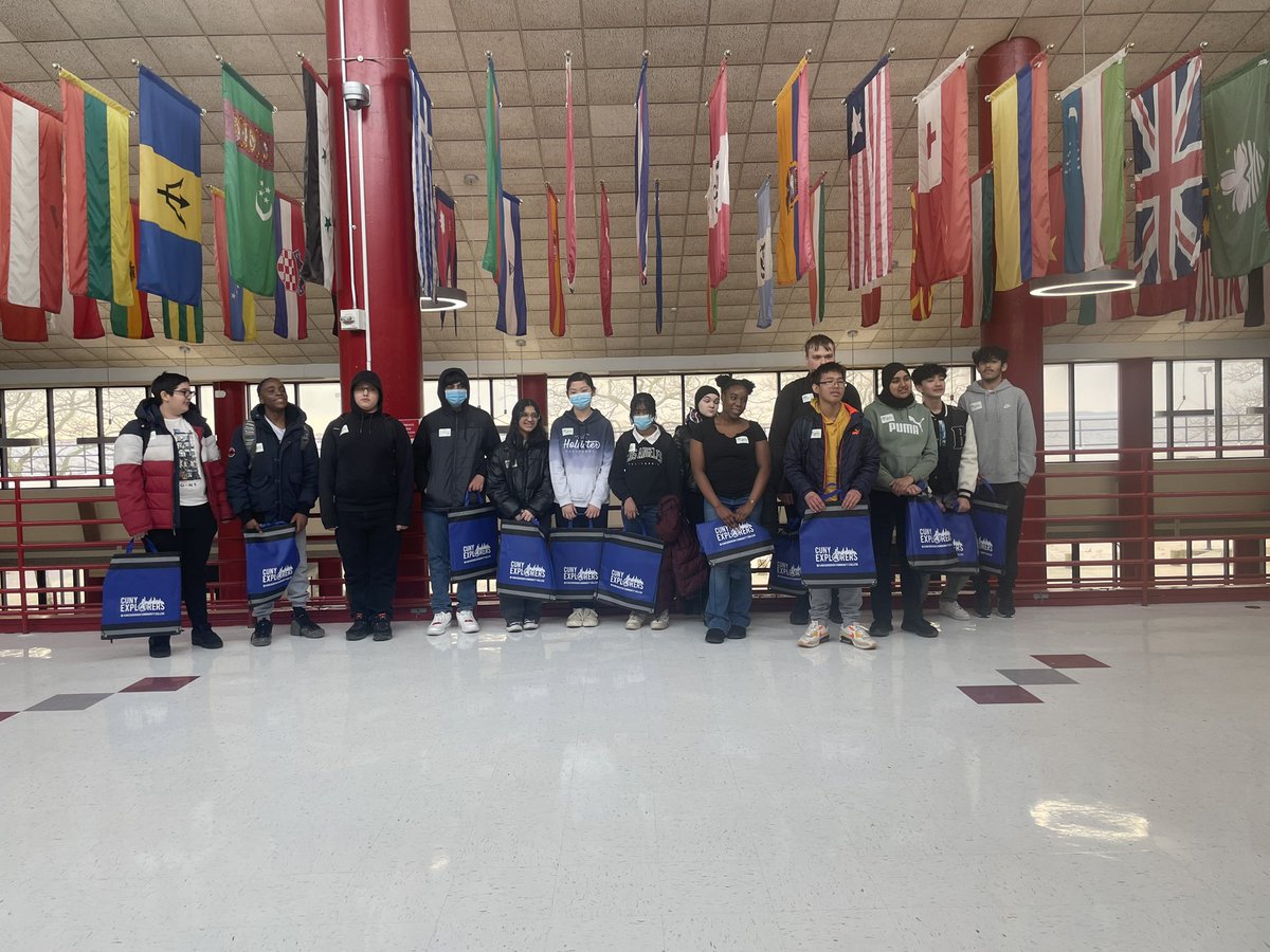 As part of the #futurereadynyc program, 9th grade students at @ John Dewey High School had the opportunity to visit the beautiful campus at Kingsborough Community College and learn about the amazing programs and opportunities they offer.