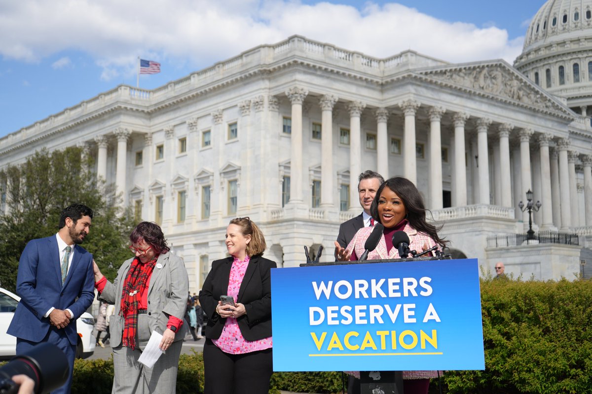 Did you know the US is one of the only countries in the developed world that doesn't guarantee paid time off for workers? American workers are tired of being tired. I'm supporting @Rep_Magaziner's PTO Act to guarantee two weeks paid time off for all workers.