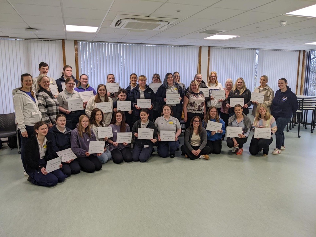 Thank you to everyone who participated and facilitated the interprofessional Birthing Emergency Simulation workshops yesterday. It was nice to have @StirUni , @QMUniversity & @EdinburghNapier paramedic and midwifery students on campus, working together.