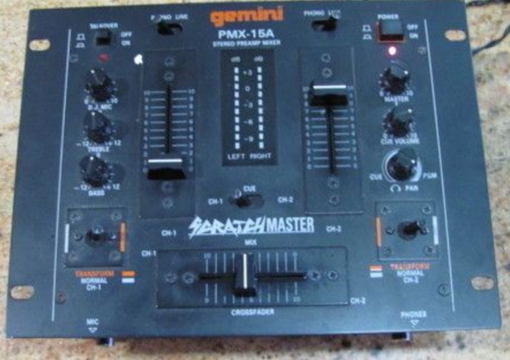 #DJs what was the first mixer you used with your #turntables 
I had this #GeminiPMX15a 🫤
#Turntablism #HipHopDJ #DJMixer #Technics1200