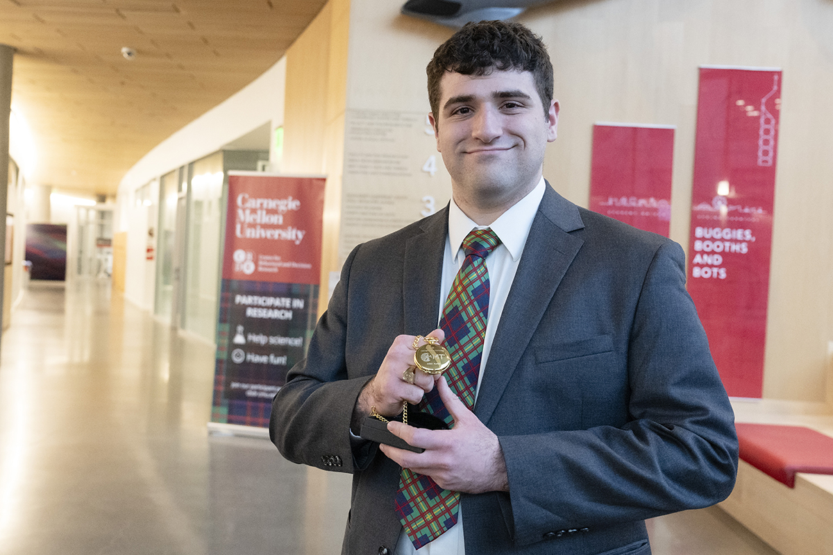 Did you get a chance to check out the 2024 Three Minute Thesis (#3MTCMU) championship? Watch recordings of the winning presentations and all of our finalists’ exceptional work, including Benjamin Glaser of @cmu_mse @CMUEngineering who won first place. 🥇 bit.ly/3Vuvyla