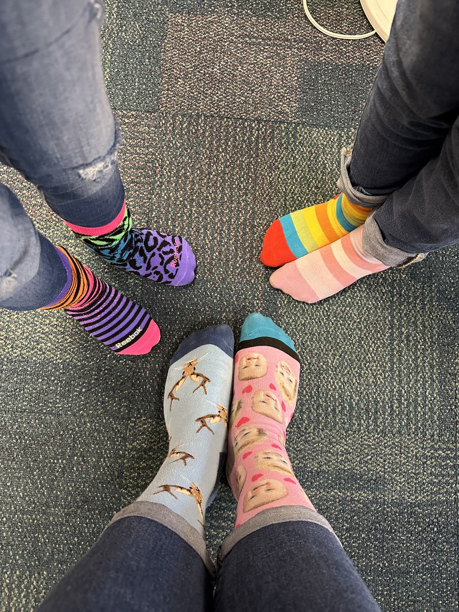 Bella Sterly tweet media