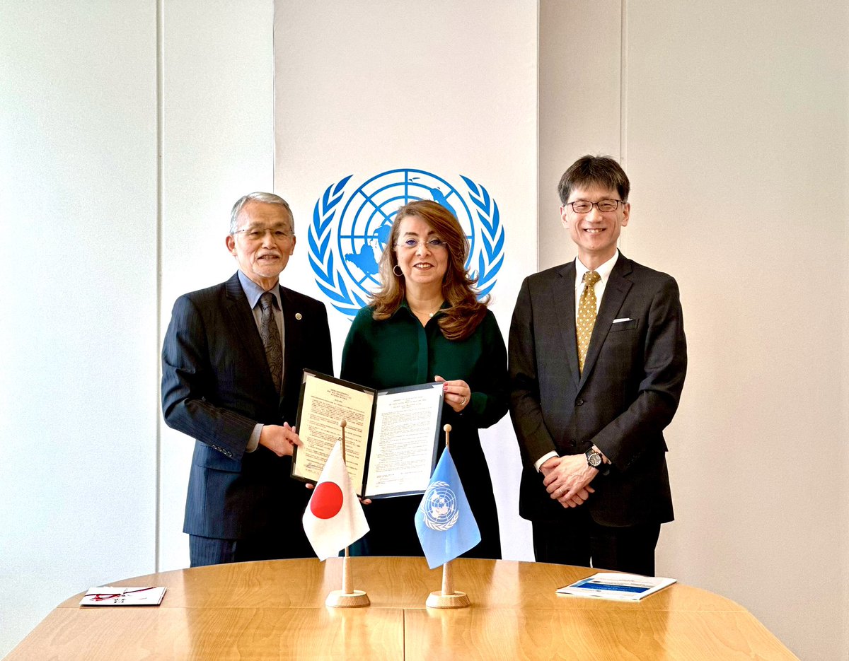 Grateful for this year's pledge from the Drug Abuse Prevention Centre of Japan🇯🇵. This is an excellent model of drug prevention efforts led by youth for youth, which can be replicated globally. In the last 10 years our partnership supported 140+ youth initiatives in 55 countries.