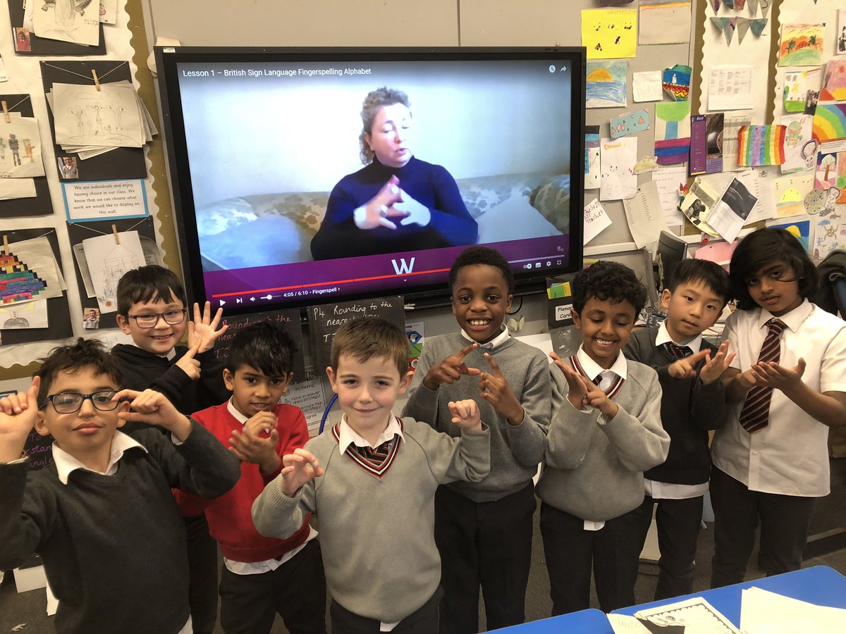 stcadocsprimary's tweet image. P3/4 were learning ‘The British finger spelling alphabet’ as part of British Sign Language Week. We had lots of fun spelling our names and looking at some great books. 😃 #SignLanguageWeek @BDA_Deaf