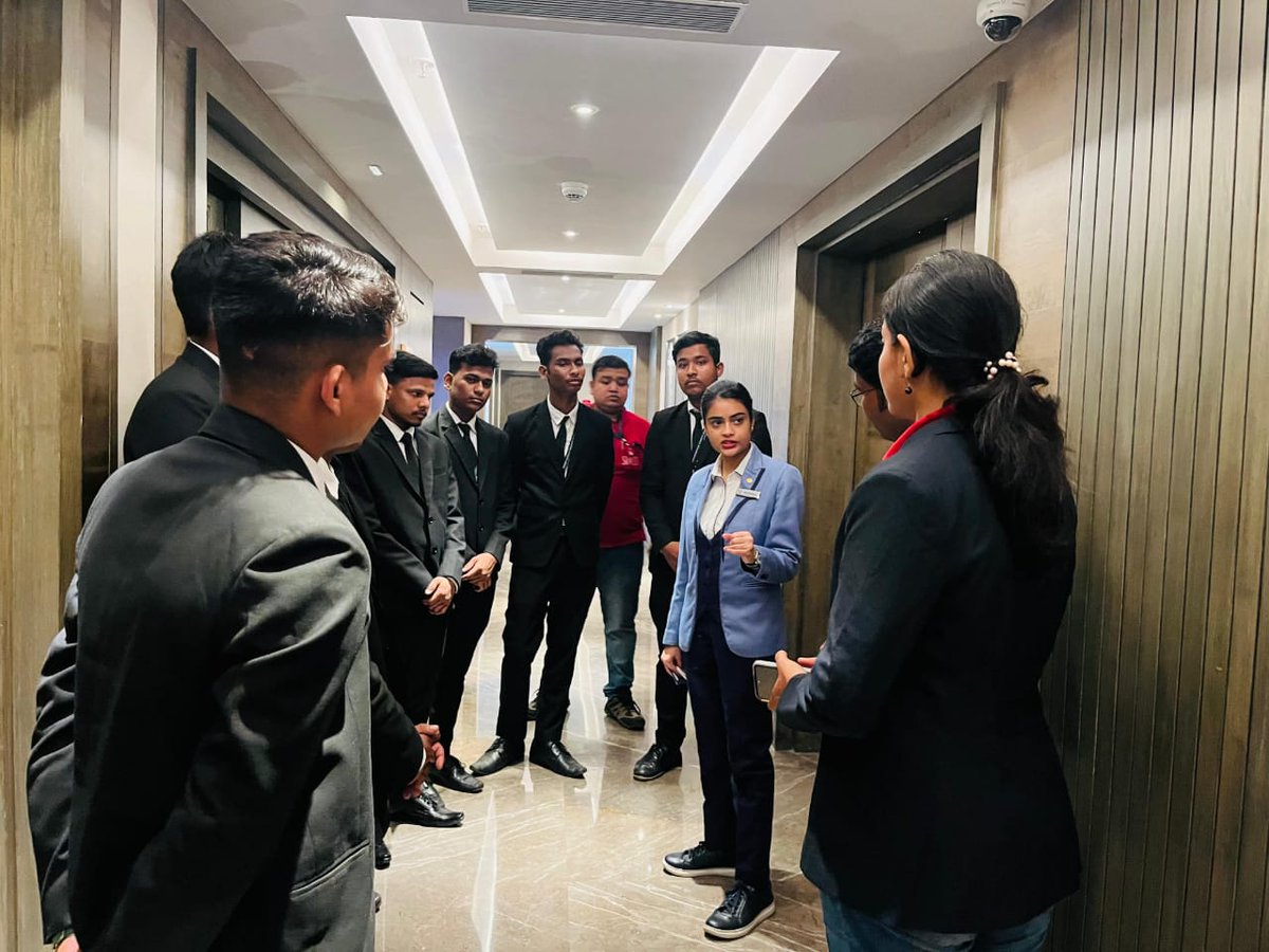 swosticollege's tweet photo. We convey our heartiest thanks to Vivanta By Taj- Bhubaneswar for conducting the Industrial Visit of our students along with the faculties. It was very motivational for all of us. 📷
#AdmissionsOpen #hotelmanagementcollege #bhubaneswar #Odisha #hotelmanagement #SIMSS #SwostiHotel https://t.co/dPQgbhp51S
