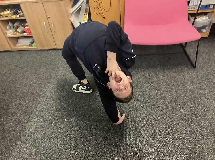 ellenfieldcc's tweet photo. Play In A Day… what fun… First year students #writing #performing #drama Bringigvour favourite ghost 👻 back to life! @cdetbcdu @Oide_Creativity @jcsplibraries @ellenfieldcc https://t.co/ALX5okwmNt