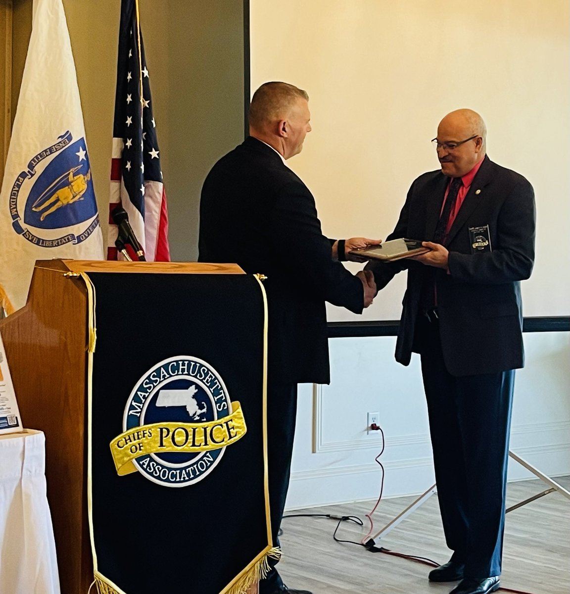 middlesexchiefs's tweet photo. Congratulations to @HicksChief (Chief James Hicks) of the @NATICKPOLICE for being chosen as the “Police Chief of the Year” by the @MAPOLICECHIEFS https://t.co/oW14OY5CpZ