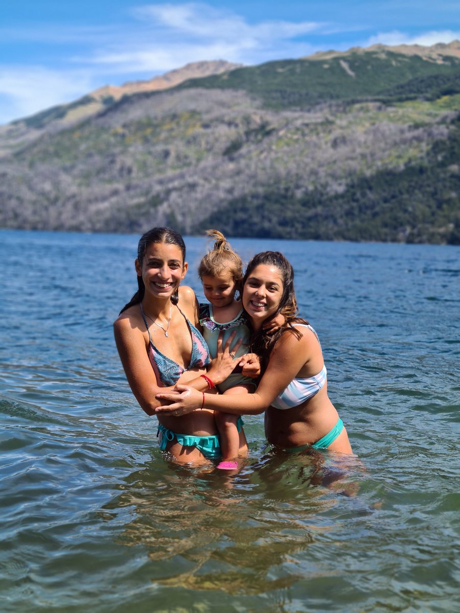 AnnittaaSalas's tweet photo. Mis personas favoritas 💕 lo que daría para estar las 4 juntas 🥹 https://t.co/iisoPt0Q8H
