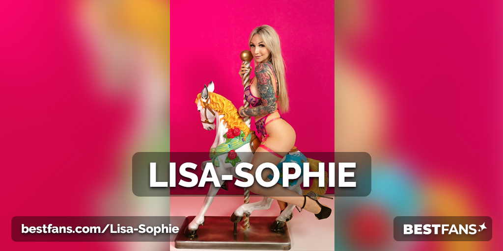 The perfect pairing for a good time #lisa-sophie 🎠 Who’s got a penny for a ride at bestfans.com/lisa-sophie #bestfansoriginal #bestfanscreator #contentcreator