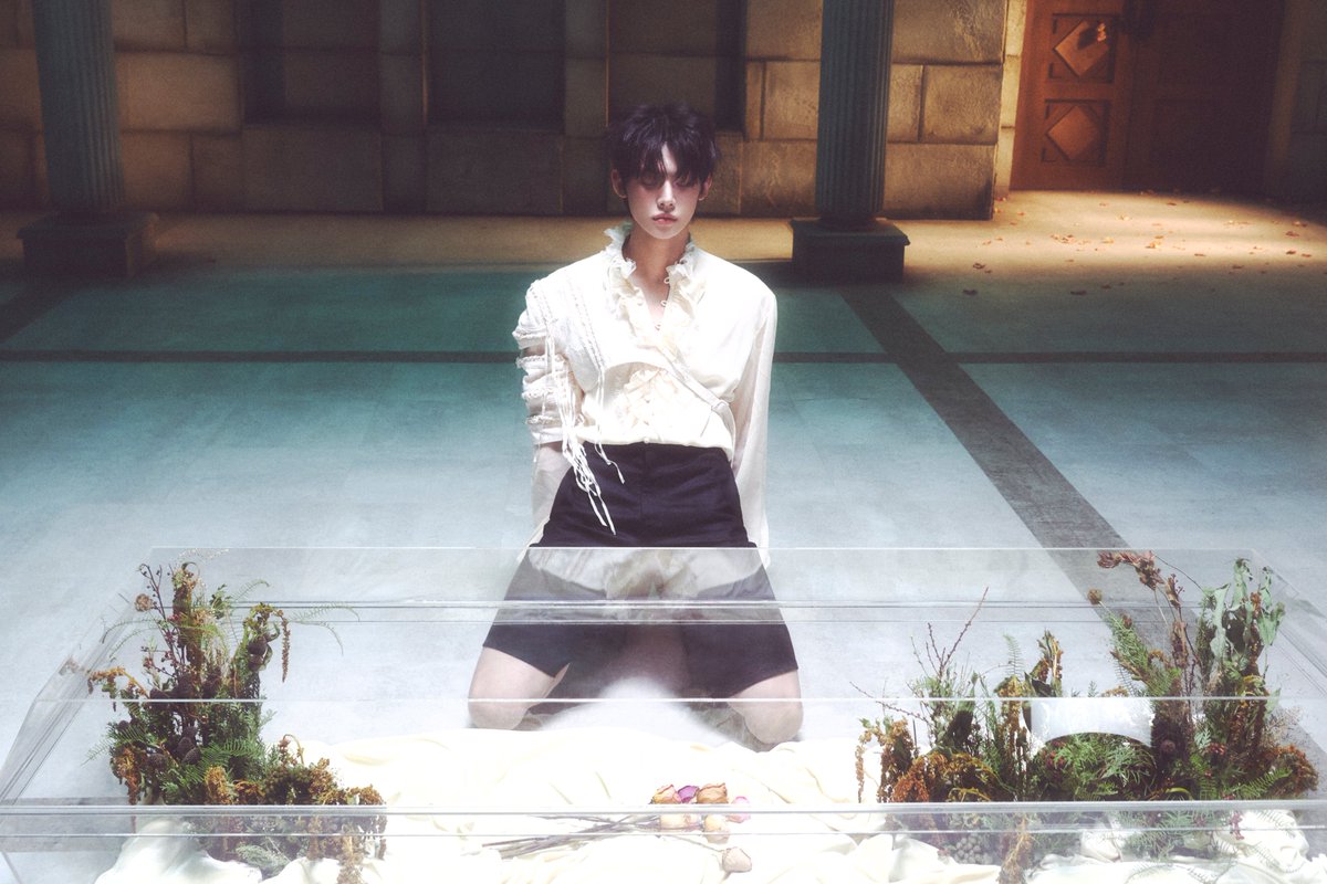 BIGHIT_MUSIC's tweet image. minisode 3: TOMORROW - Concept Photo 'Romantic' - #연준 (#YEONJUN)
🧡 bit.ly/3vbVfvW

#투모로우바이투게더 #TOMORROW_X_TOGETHER #TXT #minisode3 #TOMORROW #TXT_Romantic