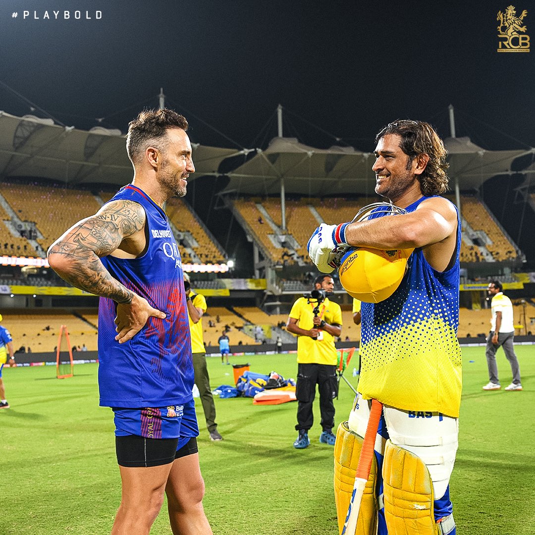 RCBTweets's tweet photo. The scenes we expected at the toss tomorrow, but we're getting them today. ❤

#PlayBold #ನಮ್ಮRCB #IPL2024 #CSKvRCB @faf1307 @msdhoni https://t.co/ZzZe3CoyVu