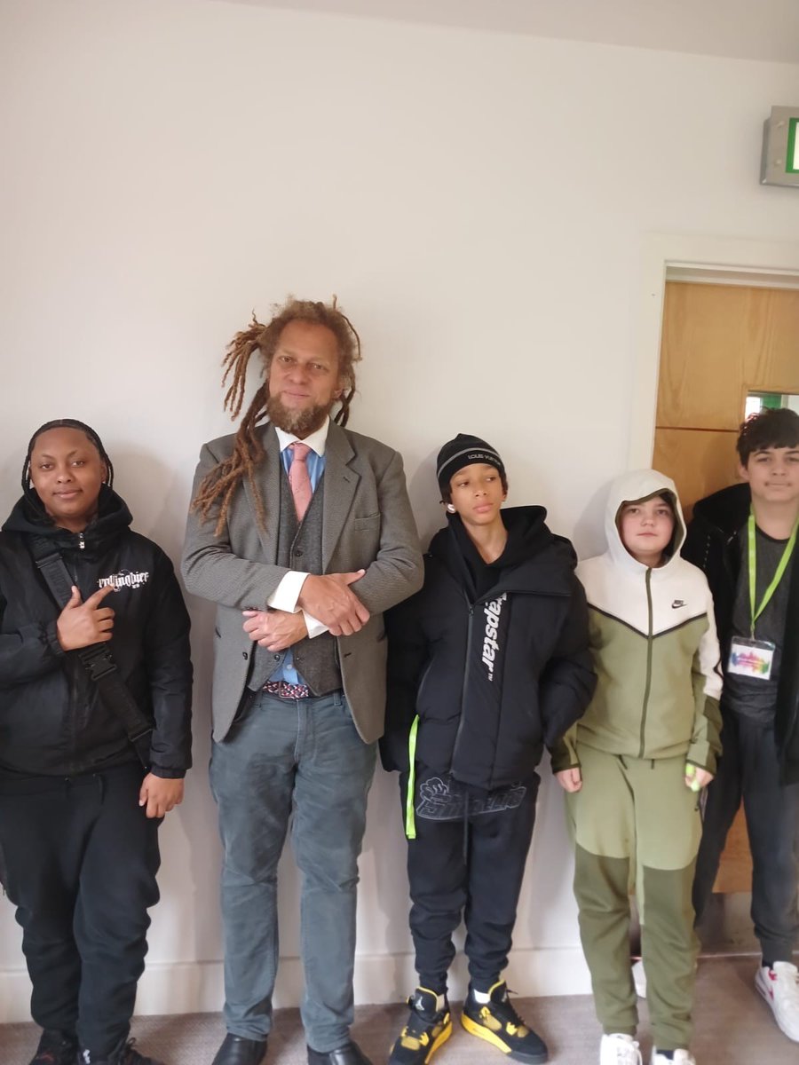 <a href="/BromleyYouthCo1/">@BromleyYouthCouncil</a> Thank you for a brilliant day at Bromley Youth Council Youth Manifesto event.  The students took part in workshops on debating, campaigning and what it means to be a young person in Bromley today.  They were all especially inspired by David Neita <a href="/PoetryLawyer/">David Neita</a>