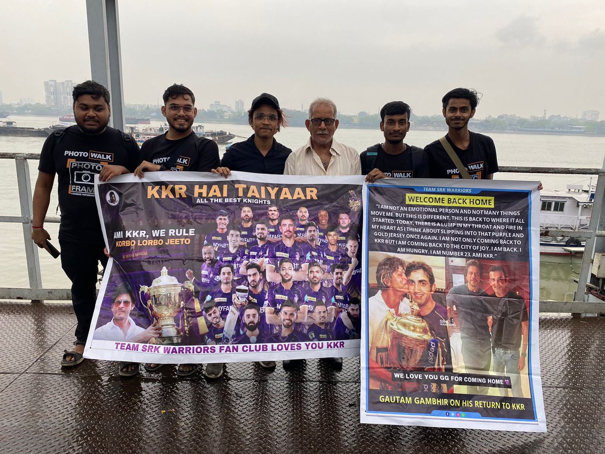 SRK Warriors from Rajarhat, Kolkata are all set to cheer for the Men in Purple for this season of #IPL2024 🔥

Best of luck to our Knights, @KKRiders 💜

#ShahRukhKhan #AmiKKR #RukengeNahiJhukengeNahi