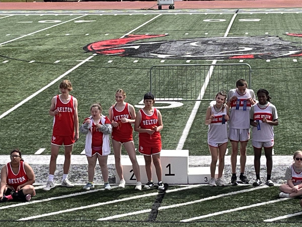 SaraWindham5's tweet photo. Thank you BHS and LBHS for working to make this an amazing day for all of the athletes! @BeltonISD https://t.co/v9qv8rS4LF