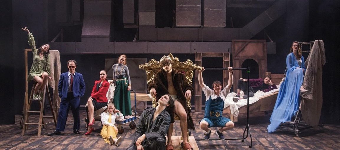 Opening night tonight for Edward II. 
Hail to the king.

ticketsource.co.uk/lipa/edward-ii…