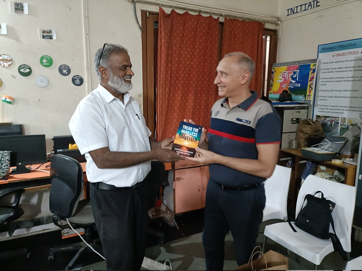 Today Mr. Carlo Migliardi 
Chief Executive Officer
Danieli Centro Combustion India visited CYDA to meet women entrepreneurs. I gifted my book to him. <a href="/cydaindia25/">CYDA_India</a> <a href="/YouthAid_fdn/">YouthAid Foundation</a>