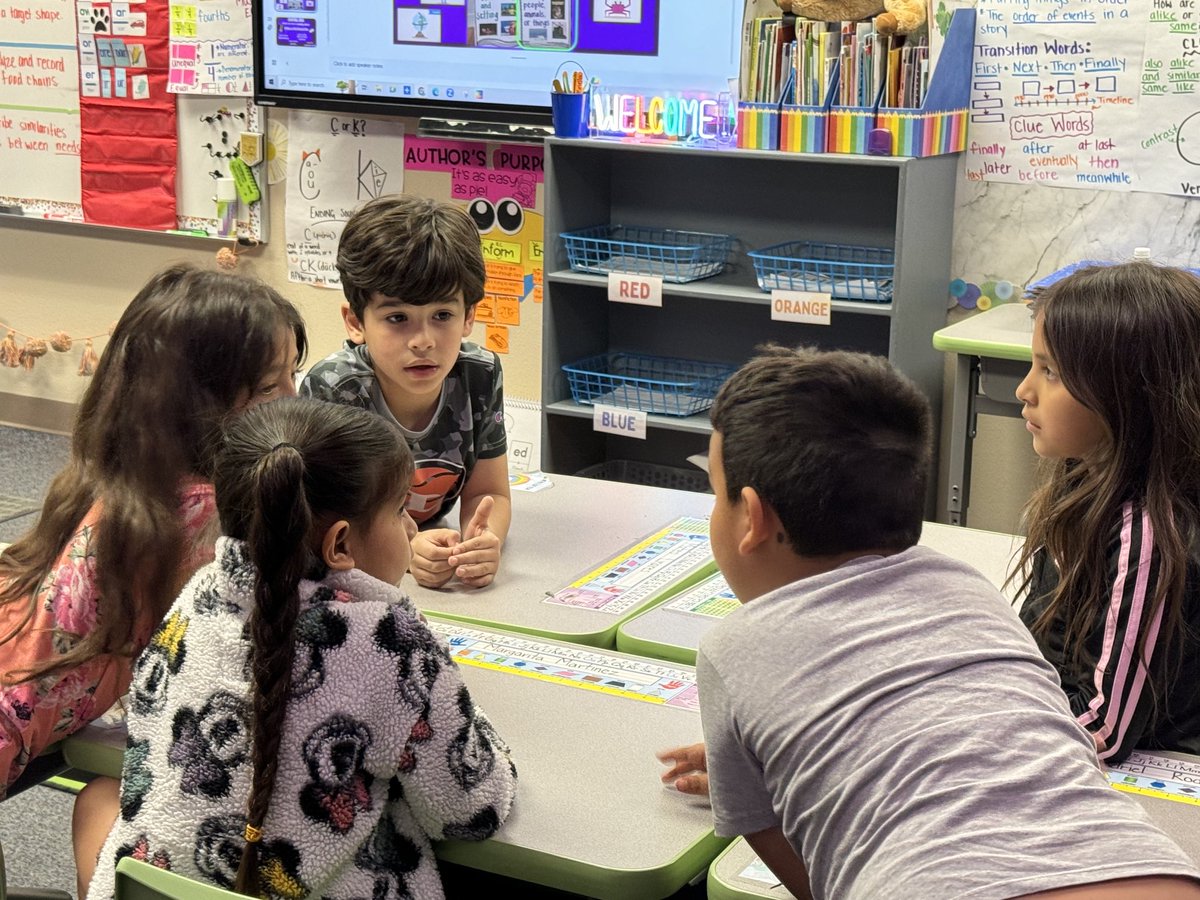 Mrs. Oviedo is new to ⁦@Midland_ISD⁩, but not new to teaching! Excellent instruction and engagement this morning at ⁦@HendersonMISD⁩! Look at this content-rich environment and students engaged in conversations about fiction/non-fiction! Great academic vocabulary!