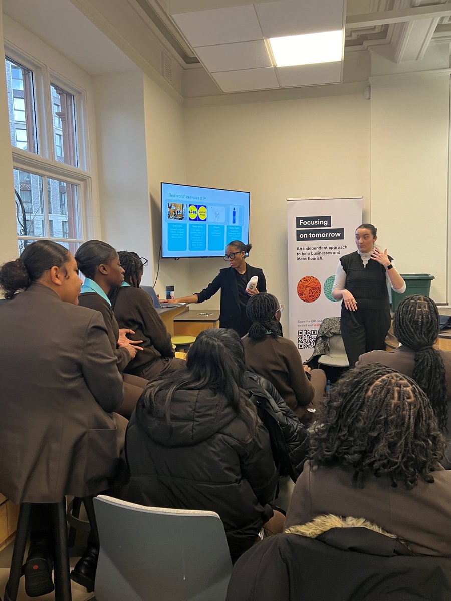 On Wednesday 6th March, 60 Year 9 students and a selection of Year 10 prefects attended a series of workshops at @LSBU. Find out more here: notredame.southwark.sch.uk/News/Championi… #championingbrighterfutures @SelcatTrust @RC_Southwark @rcaoseducation
