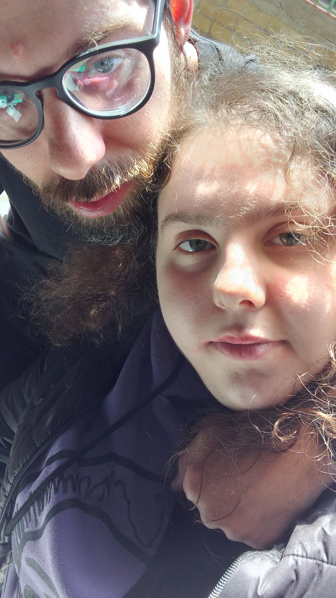 therealsarajune's tweet photo. Lui 💖💖💖💖 il mio vero uomo della mia vita 🖤🖤🖤🖤 #cousin #meandyou https://t.co/yR7fJaZU2U