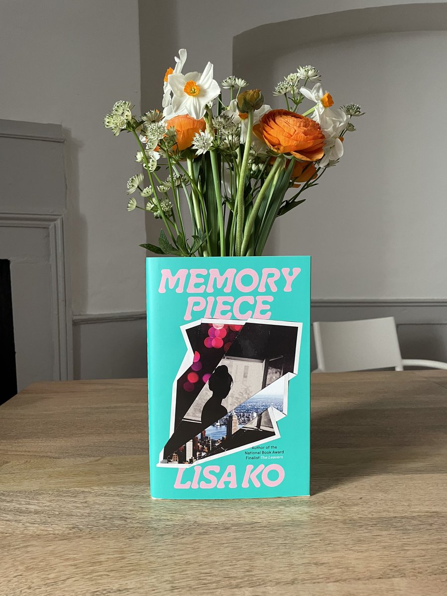 Happy UK publication day @iamlisako!