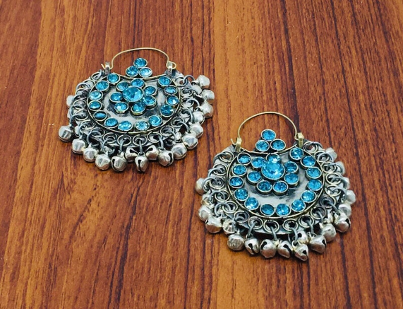 HalenahEva's tweet photo. #Vintage jewelry #Art jewelry #Art Deco jewelry  #Estate jewelry #Mid-century jewelry #Costume jewelry #Filigree jewelry #Cocktail  
@vintarust 
https://t.co/uvxi9QHafD https://t.co/7XCMH2IaEh