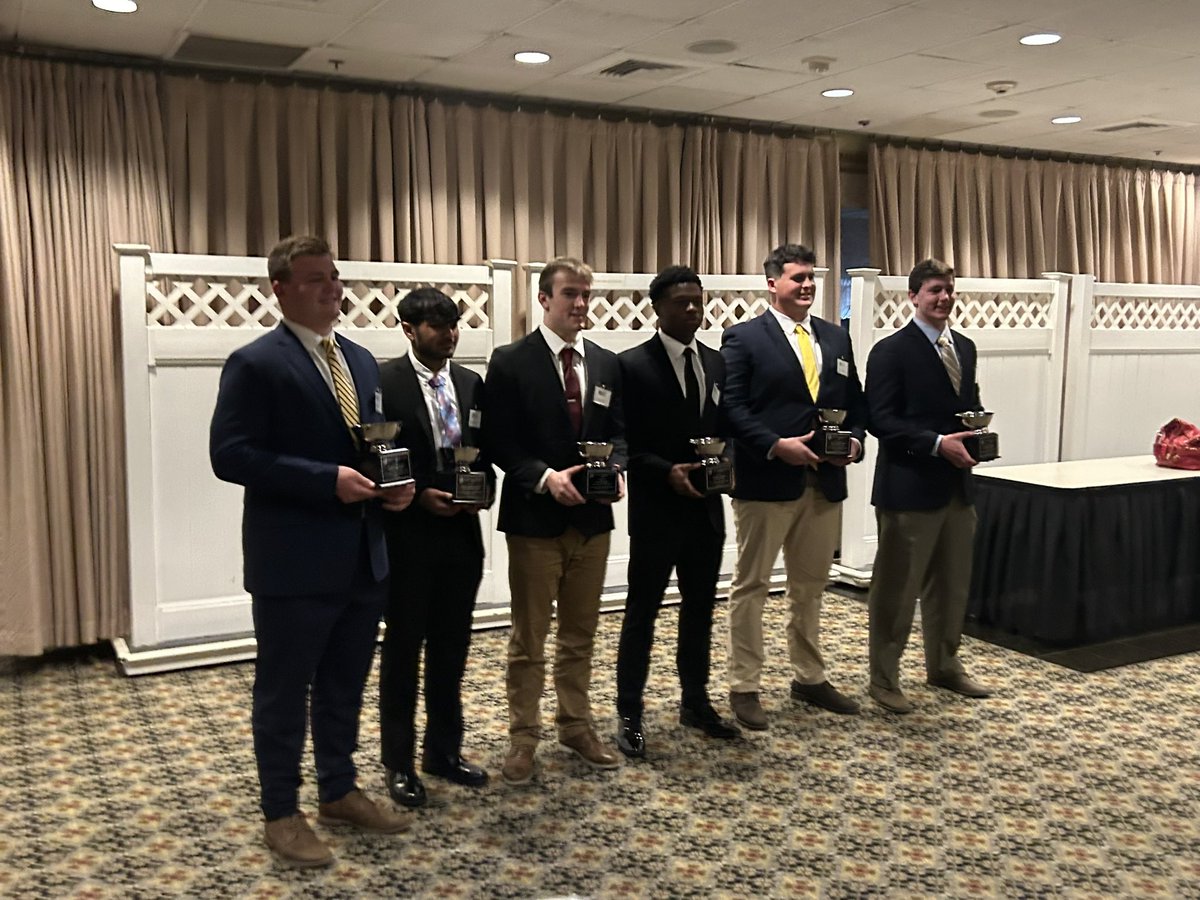 Congratulations to our very own Jacob Dell for winning Region 4 honors at the athlete scholarship award Banquet hosted by the National Football Foundation