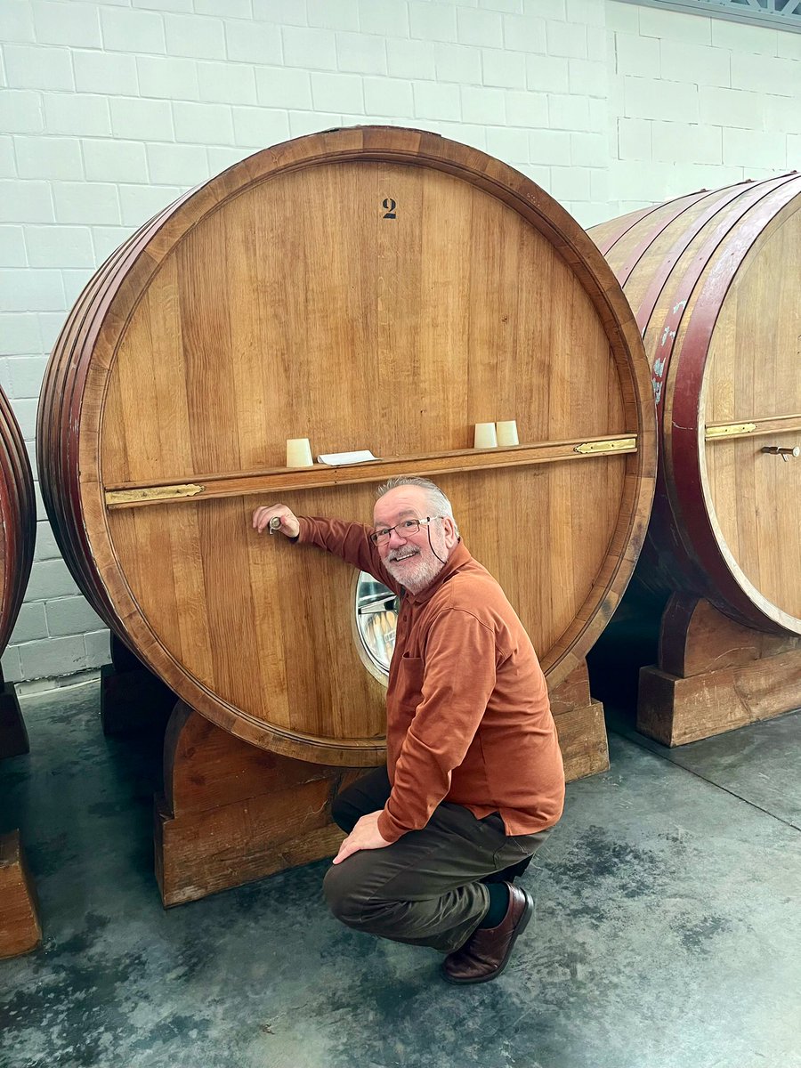 The WineSmacker tweet media