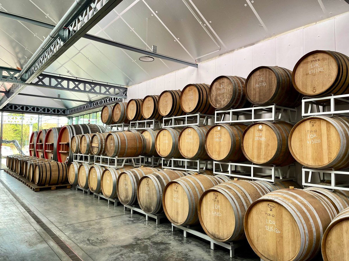 The WineSmacker tweet media