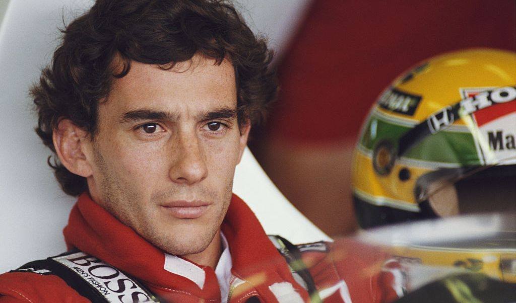 #20Marzo Hace 64 años nacía Ayrton Senna, Tricampeón Mundial 
✅162 GP corridos
✅41 Victorias
✅80 Podios
✅65 Pole position
Por siempre en nuestros corazones ❤️#HappyBirthdayAyrton Forever in our hearts 
#Senna #Legend #F1