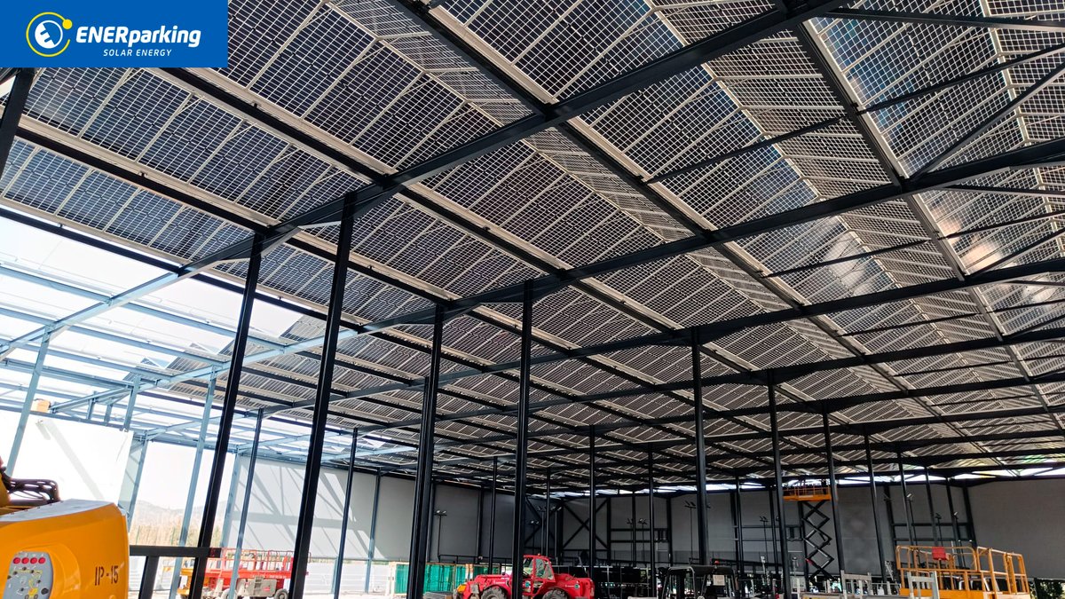 enerparking's tweet photo. [Marzo 2024] 🚧 ¡Obra en curso: Cubierta Solar para 10 pistas de pádel en Mallorca! 
En  este momento, hemos instalado 1,114 de las 1,440 placas previstas.  Nuestro equipo mantiene su ritmo y eficiencia excepcionales. 

#ENERparking #Mallorca  #padel  #innovacióndeportiva https://t.co/X1SzjH756A