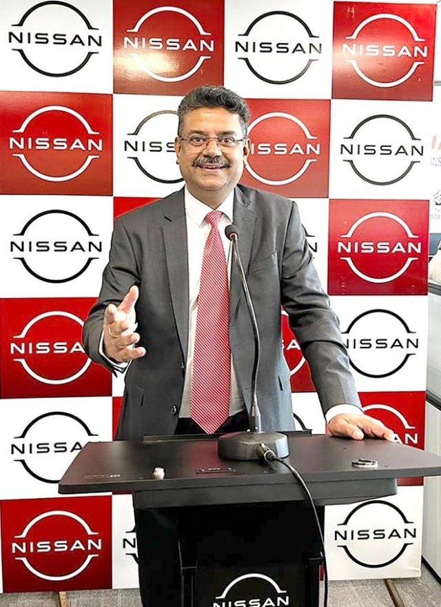 Breaking : @Saurabh_Vatsa takes over charge as MD , @Nissan_India as @srivastava91265 retires later this month... Great innings Rakesh San! And look forward to action from you Saurabh..