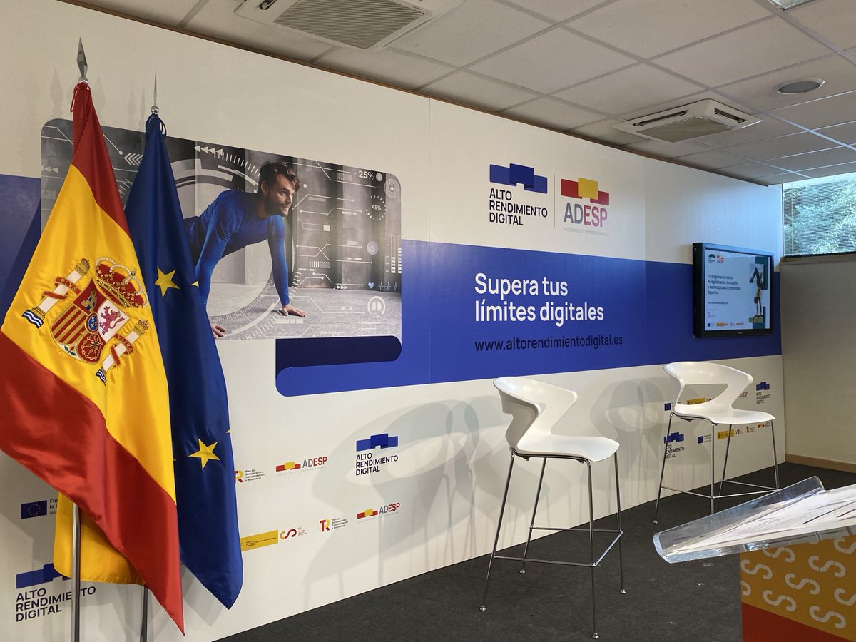 Muy contentos esta mañana en la Casa del Deporte Español ⁦@deportegob⁩ presentando el programa ⁦@depespana⁩ + ⁦@urjc⁩ “Alto Rendimiento Digital”. Un programa formativo en competencias digitales para todos los agentes del ecosistema deportivo… ⁦@CED_URJC⁩