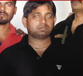 MahuaMoitraFans's tweet image. 🔹28th March 2018: UP ATS arrested Sanjay Saroj for having links with Pakistan-based Lashker-e-Taiba group and involved in terror-funding activities.

🔹21st March 2024: Sanjay Saroj joined BJP