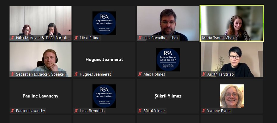 💫<a href="/tsouri_maria/">Maria Tsouri</a> &amp; <a href="/LC_LuisCarvalho/">Luis Carvalho</a> getting the final CReST TRAKR #RSAWebinar underway. 

Today we have presentations from <a href="/S_Losacker/">Sebastian Losacker</a> Tjaša Bartolj &amp; Nika Murovec with breakout rooms later for further in-depth discussion.

Capturing &amp; Measuring Transformative Knowledge Capacities