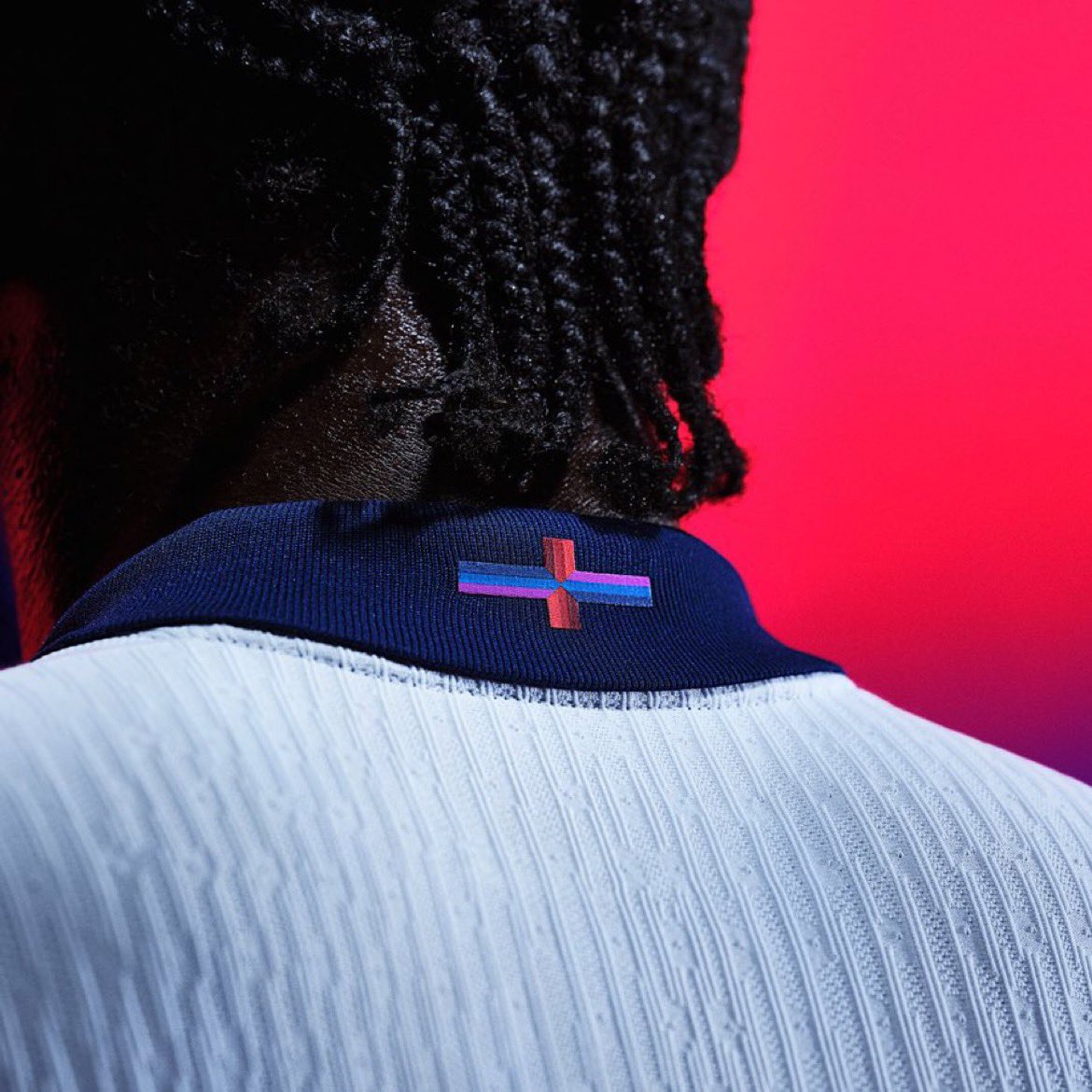 Thoughts on the “playful update” Nike have done to the St George’s cross on the back of the new England shirt?🤔