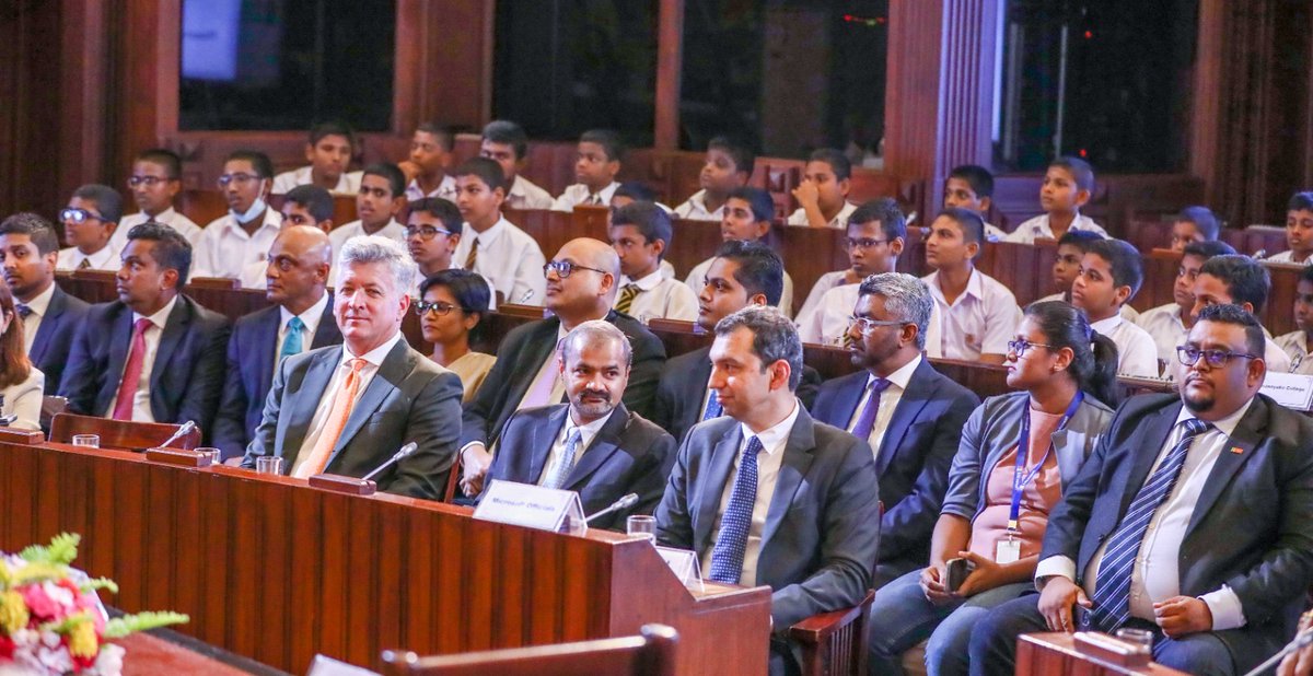 Ranil Wickremesinghe tweet media