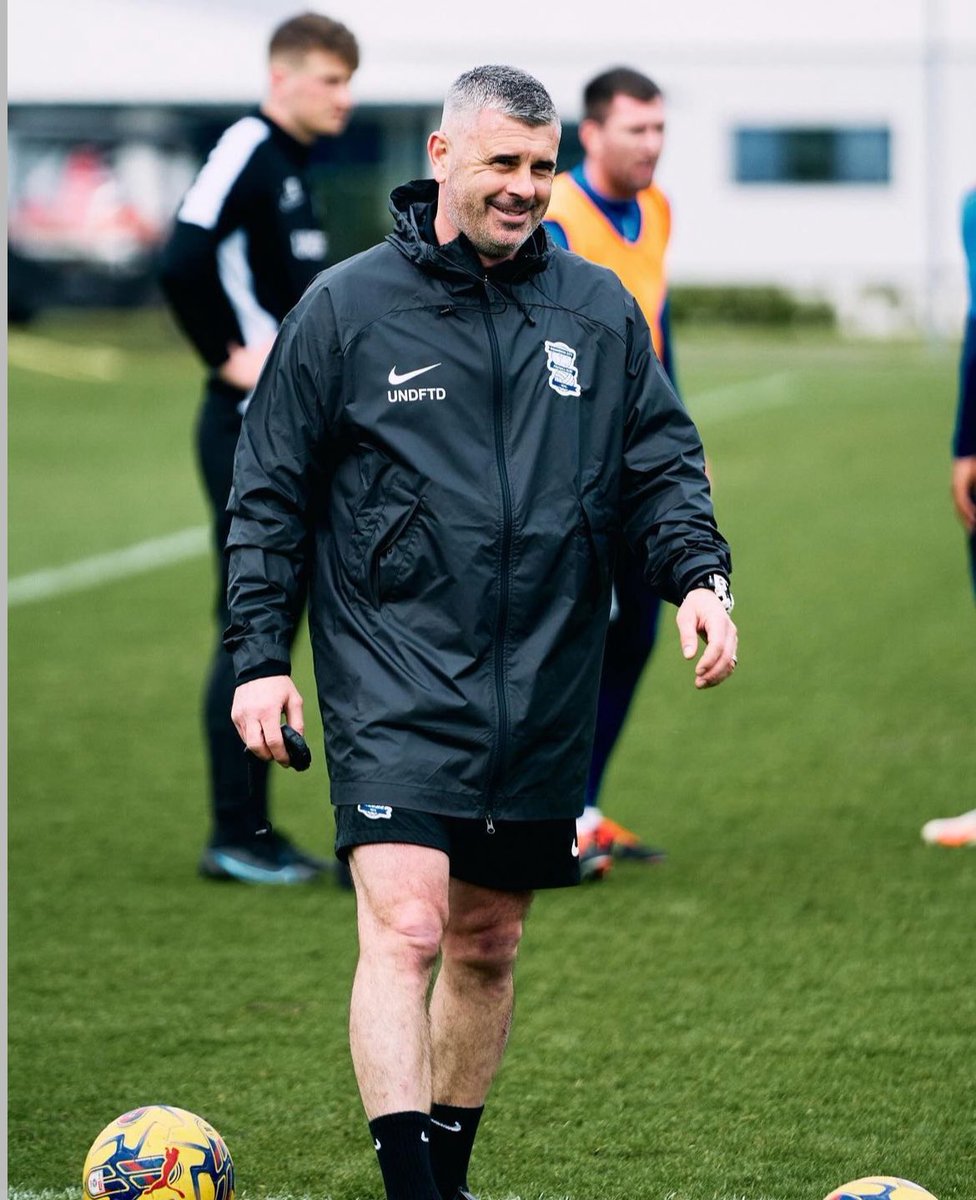 BCFC_Spirit's tweet photo. The Gaffer and his assistant 😍😍 https://t.co/oW33GKz7Rh