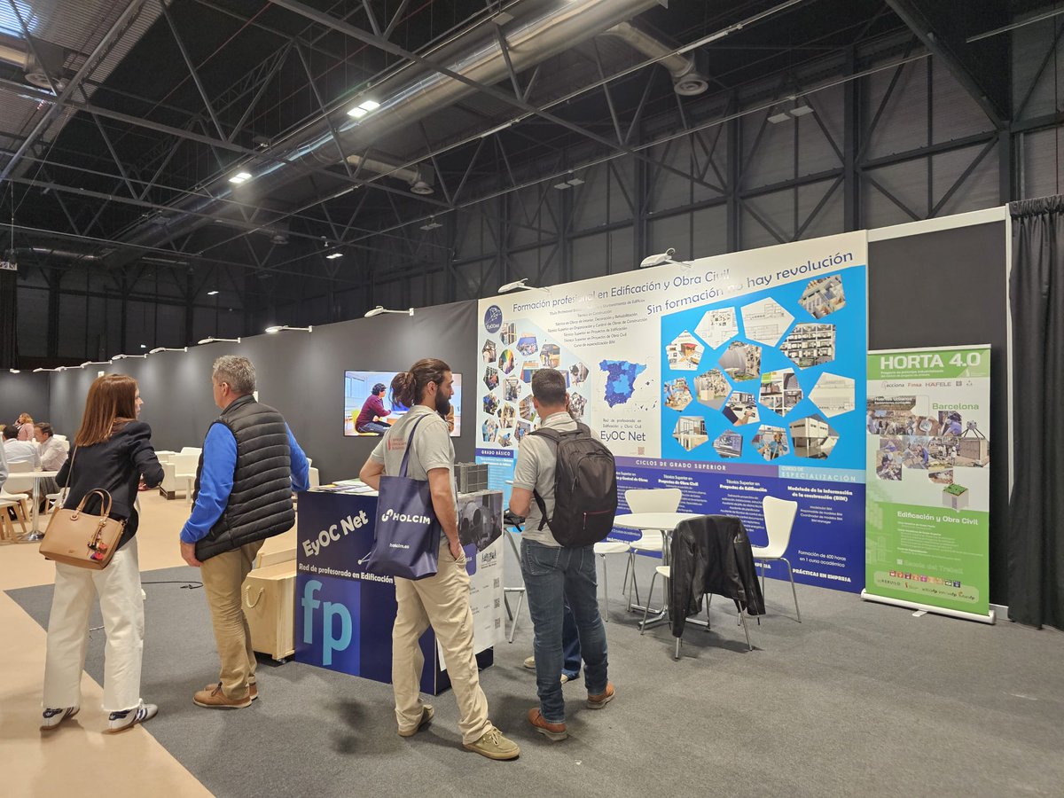 La formación debe de ir de la mano del avance y desde <a href="/BimsevenC/">BIMSEVEN Consultores</a>
siempre estaremos agradecidos con aquellos lugares y personas que de una manera u otra hicieron que hoy estemos aquí.
Ha sido un placer poner nuestro granito de arena. 
#REBUILD2024 <a href="/rebuildexpo/">REBUILD</a> #ifema #madrid